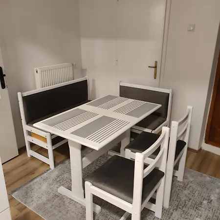 Bed and Breakfast Kruna 3*